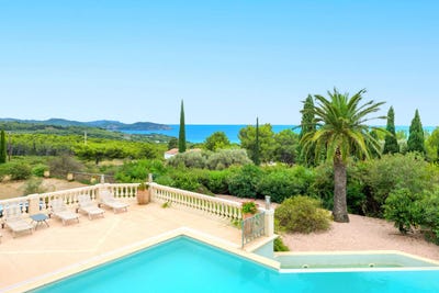 /international/fr/ceyreste-hh-15535683-ceyreste-provence-alpes-cote-d-azur-310100955391/?lang=en