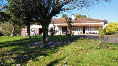 /international/fr/ecuras-charente-310102343438/