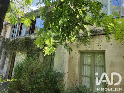 /international/fr/niort-charente-310109220439/