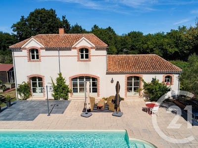 /international/fr/pornic-pays-de-la-loire-310120072917/