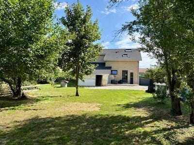 /international/fr/saint-jean-les-buzy-lorraine-310101533989/?lang=en