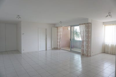 /international/fr/paray-le-monial-burgundy-310108973825/
