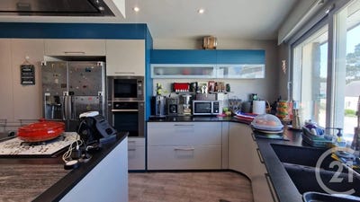/international/fr/saint-pierre-quiberon-brittany-310099732725/