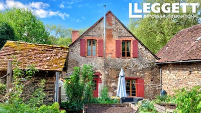/international/fr/segur-le-chateau-limousin-310102105144/