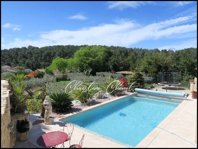 /international/fr/congenies-languedoc-roussillon-310106912007/