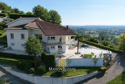 /international/fr/lacroix-falgarde-midi-pyrenees-310106236698/