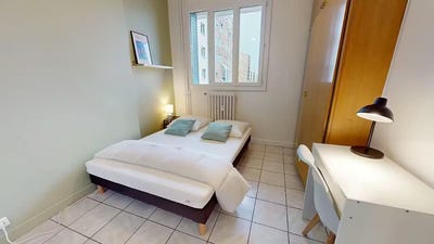 /international/fr/grande-rue-de-la-guillotiere-lyon-rhone-310105810529/