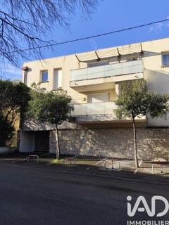 /international/fr/nimes-languedoc-roussillon-310105060122/