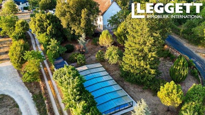 /international/fr/terrasson-lavilledieu-aquitaine-310101017327/