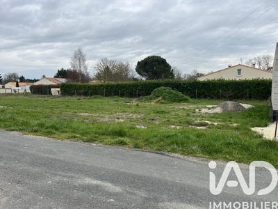 /international/fr/le-chay-languedoc-roussillon-310106429265/