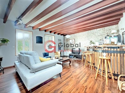 /international/fr/coulonges-sur-l-autize-charente-310100409611/