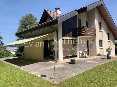 /international/fr/evian-les-bains-rhone-310100521367/?lang=zh-tw