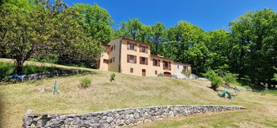 /international/fr/greolieres-provence-alpes-cote-d-azur-310099616362/?lang=pt
