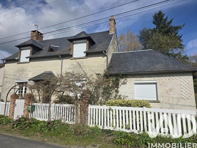 /international/fr/la-chartre-sur-le-loir-pays-de-la-loire-310106514584/