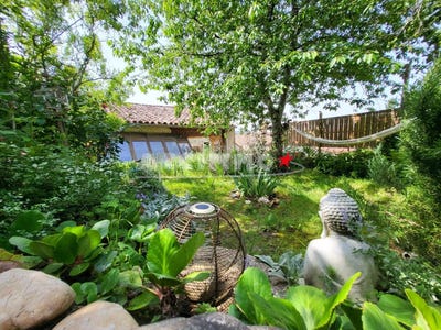 /international/fr/guitalens-l-albarede-midi-pyrenees-310101971023/