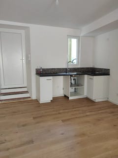/international/fr/ales-languedoc-roussillon-310108056529/