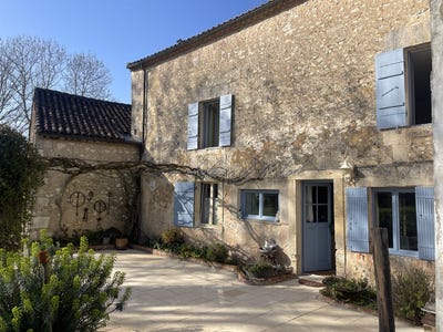 /international/fr/champcevinel-aquitaine-310106505391/