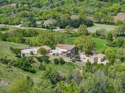 /international/fr/cereste-provence-alpes-cote-d-azur-310101377539/?lang=zh-cn