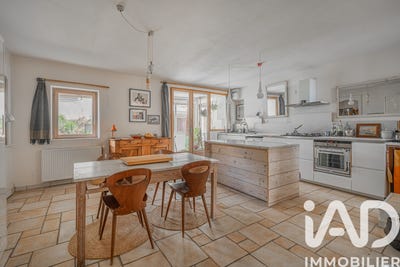 /international/fr/francillon-sur-roubion-rhone-310105771702/