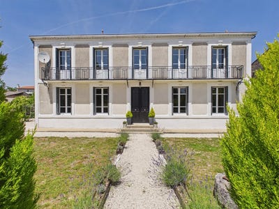 /international/fr/barbezieres-charente-310109111905/?lang=th