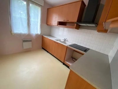 /international/fr/maintenon-centre-val-de-loire-310098839803/