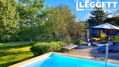/international/fr/escoutoux-auvergne-310105896242/