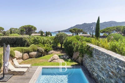/international/fr/porto-vecchio-corsica-310100609244/