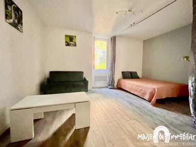 /international/fr/cognac-charente-310104836921/