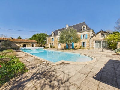 /international/fr/thurageau-charente-310107239112/