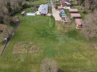 /international/fr/jau-dignac-et-loirac-aquitaine-310106192468/