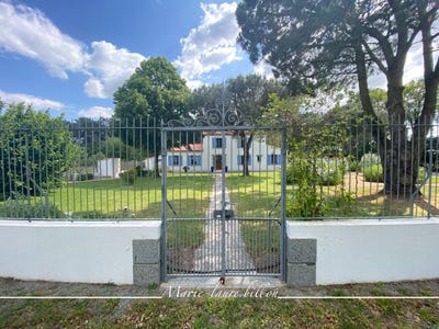 /international/fr/challans-pays-de-la-loire-310120033012/