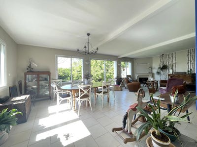 /international/fr/saint-sebastien-sur-loire-pays-de-la-loire-310099623441/