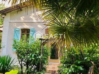 /international/fr/labastide-d-armagnac-aquitaine-310108869334/