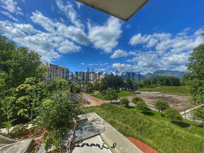 /international/fr/grenoble-rhone-310100700598/