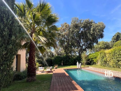 /international/fr/saint-genies-des-mourgues-languedoc-roussillon-310108292323/