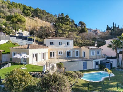/international/fr/eze-hh-15652650-eze-provence-alpes-cote-d-azur-310100958885/?lang=zh-tw