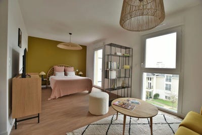 /international/fr/cholet-pays-de-la-loire-310098875177/