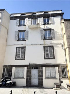 /international/fr/clermont-ferrand-auvergne-310107428297/