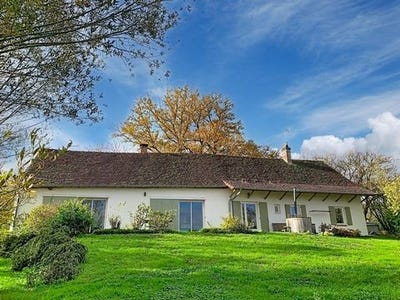 /international/fr/louhans-burgundy-310103347878/