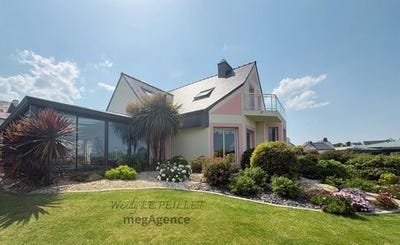 /international/fr/saint-quay-perros-brittany-310108634597/