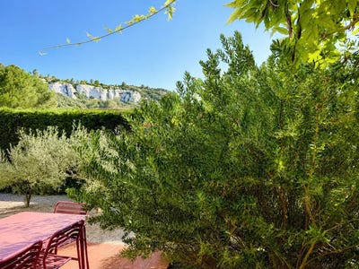/international/fr/les-baux-de-provence-provence-alpes-cote-d-azur-310109177207/?lang=de