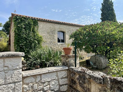 /international/fr/cordes-sur-ciel-midi-pyrenees-310107047412/