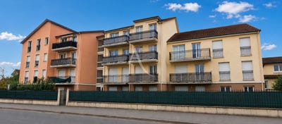 /international/fr/pontault-combault-ile-de-france-310108402349/