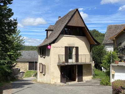 /international/fr/auzits-midi-pyrenees-310108812932/?lang=id