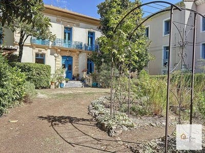 /international/fr/lamalou-les-bains-languedoc-roussillon-310106548345/