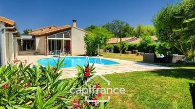 /international/fr/magne-charente-310100611437/