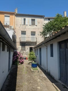 /international/fr/arles-sur-tech-languedoc-roussillon-310109072185/?lang=th