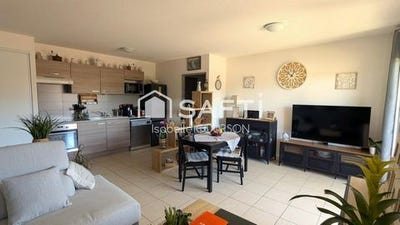 /international/fr/pertuis-provence-alpes-cote-d-azur-310100498184/