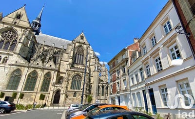 /international/fr/saint-quentin-calais-310100177465/
