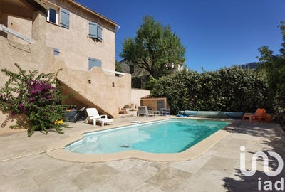 /international/fr/le-revest-les-eaux-provence-alpes-cote-d-azur-310099411460/